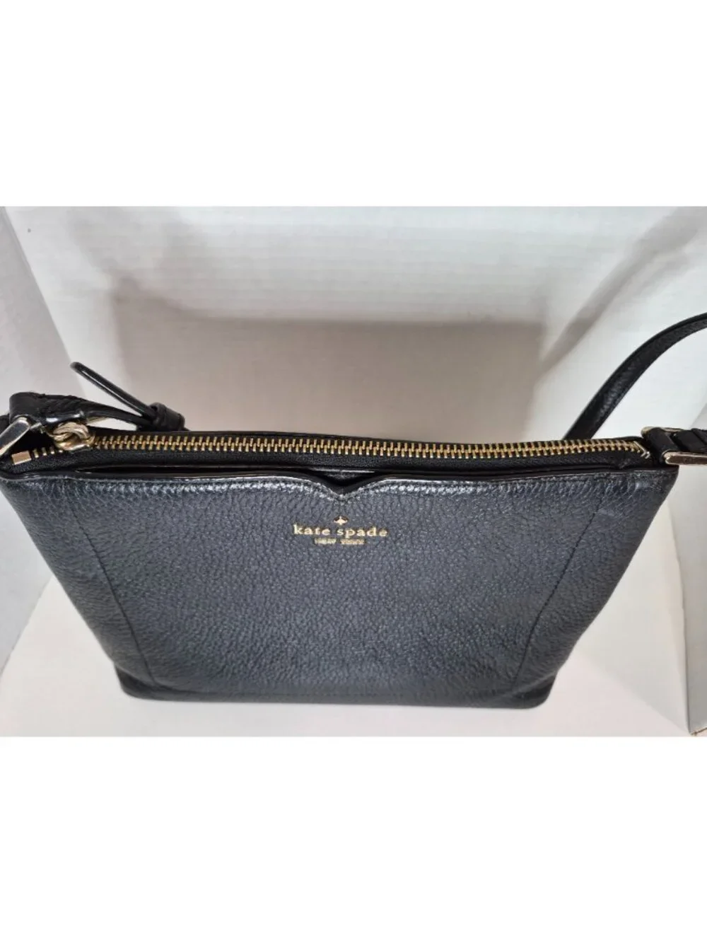 Kate Spade Black Pebbled Leather Shoulder Crossbody Designer City Casual Handbag